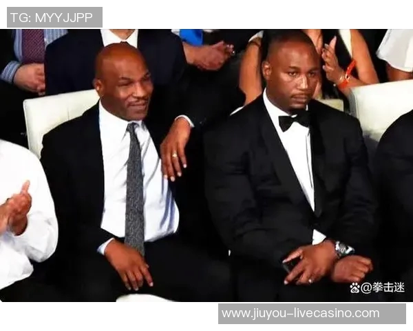 泰森与布洛克的世纪对决拳坛传奇的巅峰之战揭秘